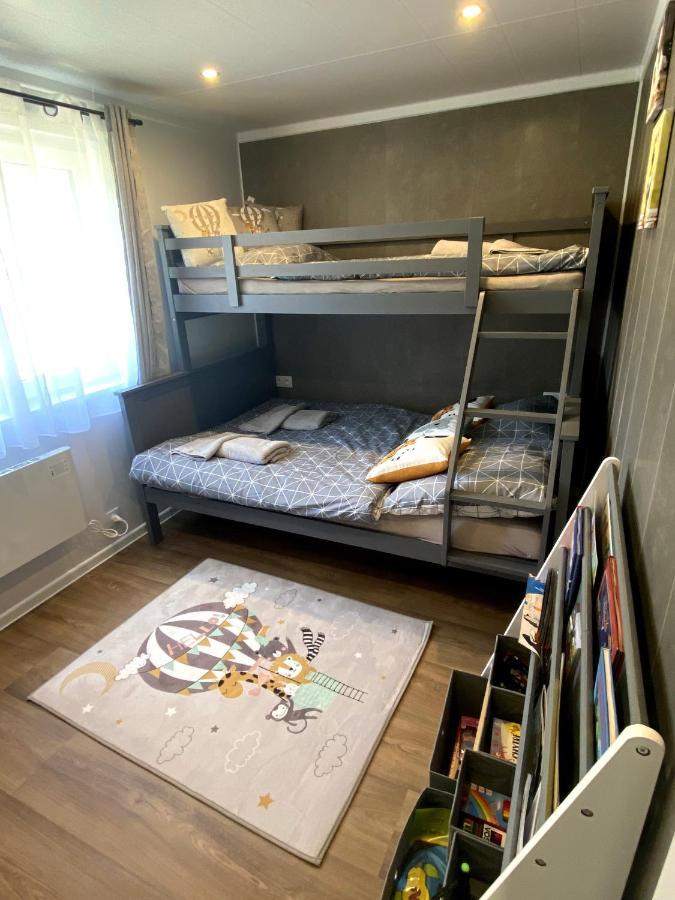 فيلا Tiny House Velké Karlovice المظهر الخارجي الصورة