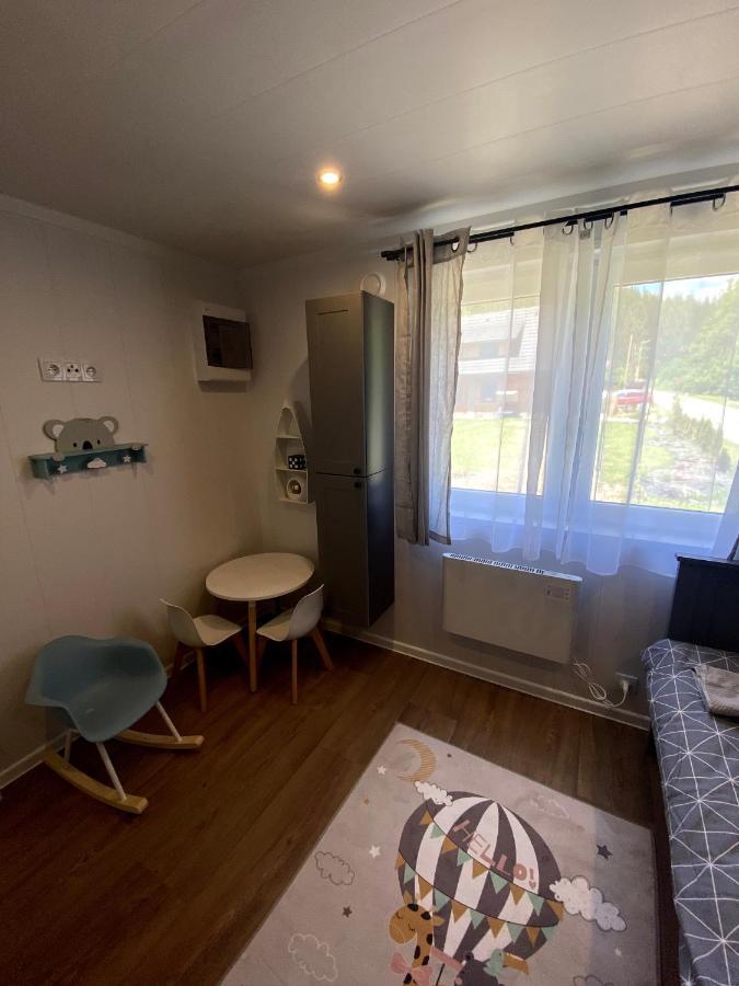 فيلا Tiny House Velké Karlovice المظهر الخارجي الصورة