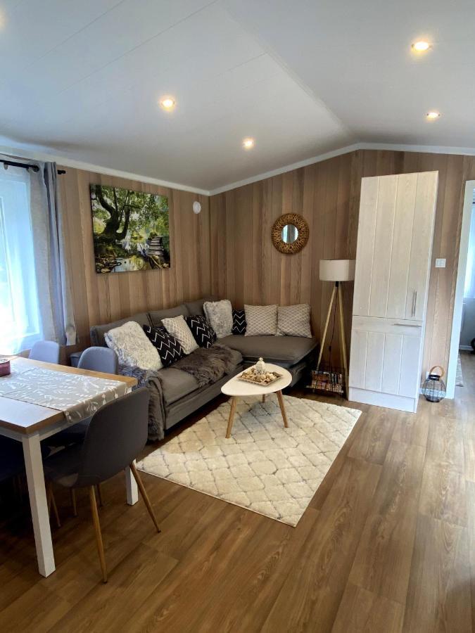 فيلا Tiny House Velké Karlovice المظهر الخارجي الصورة