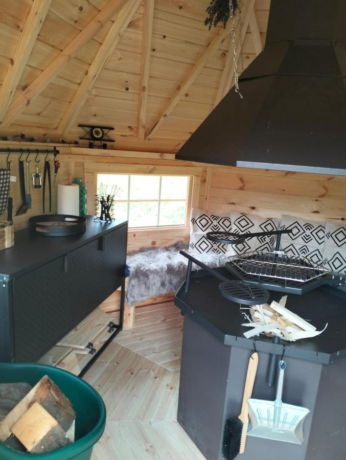 فيلا Tiny House Velké Karlovice المظهر الخارجي الصورة